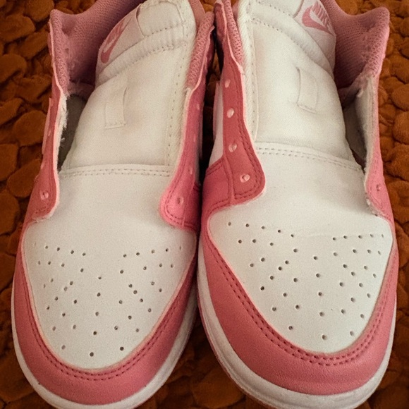 Nike Dunks - Picture 7 of 8